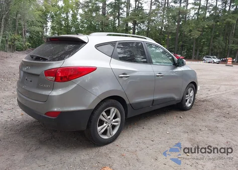 2013 Hyundai Tucson Gls z USA, uszkodzony, nr VIN KM8JU3AC1DU564625